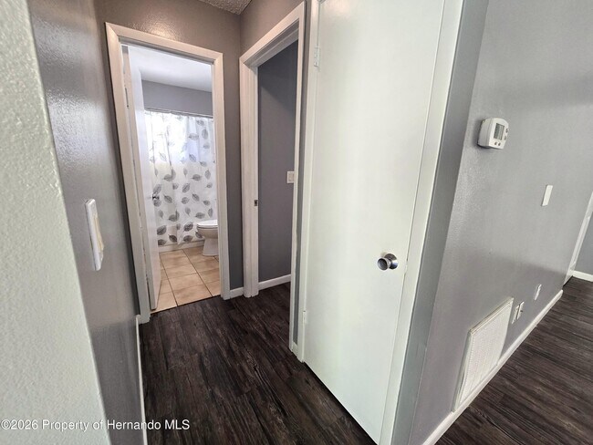 Building Photo - 4503 Higate Rd