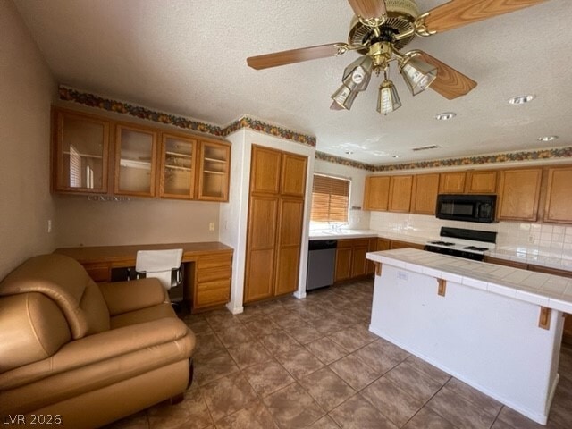 Building Photo - 1304 Paraiso St