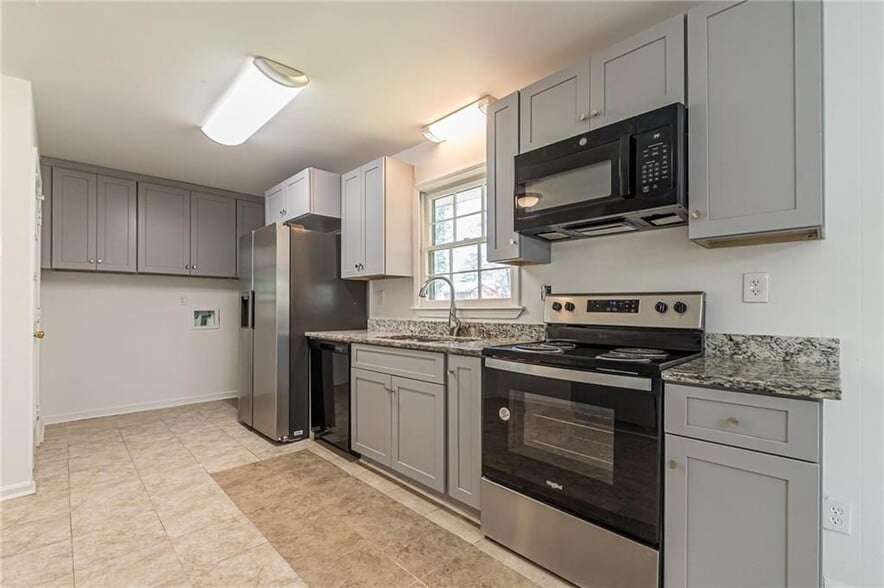 Building Photo - 926 Live Oak Ct