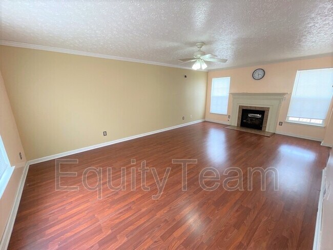 Building Photo - 432 Indian Lake Dr