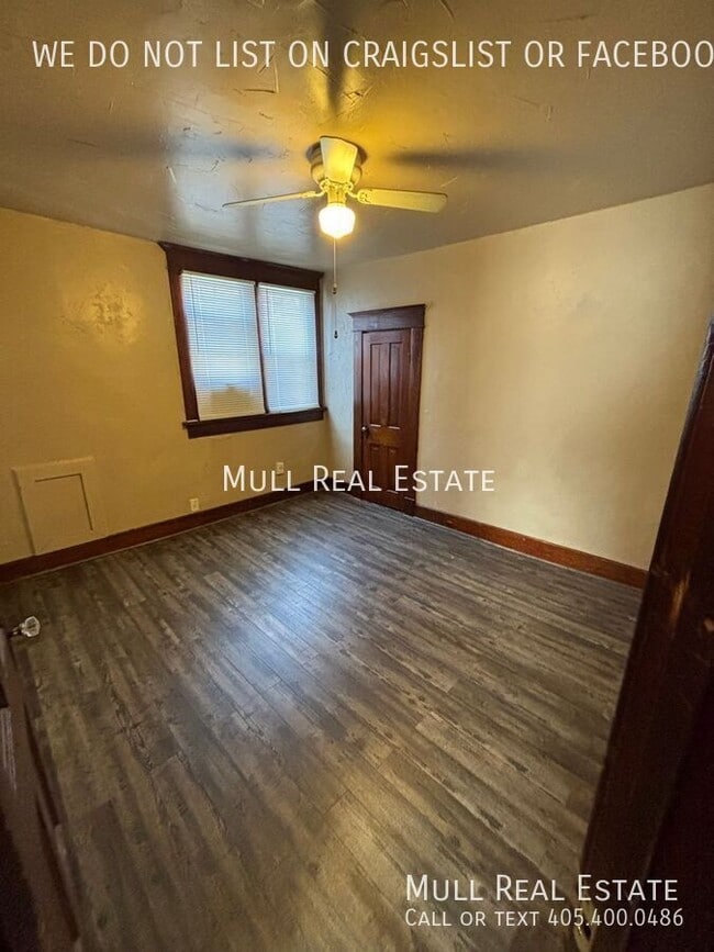 Building Photo - 412 S Evans Ave