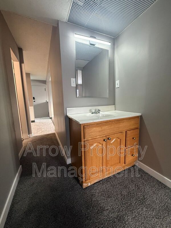 Building Photo - 1215 E Street-7