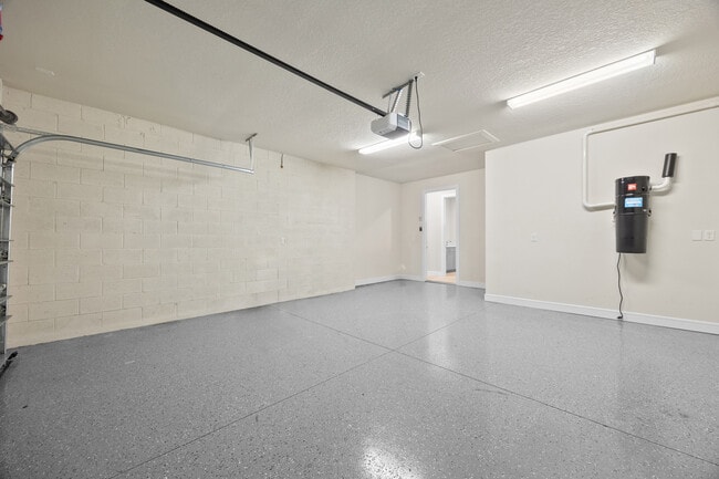 Building Photo - 10364 Shive Island Ct