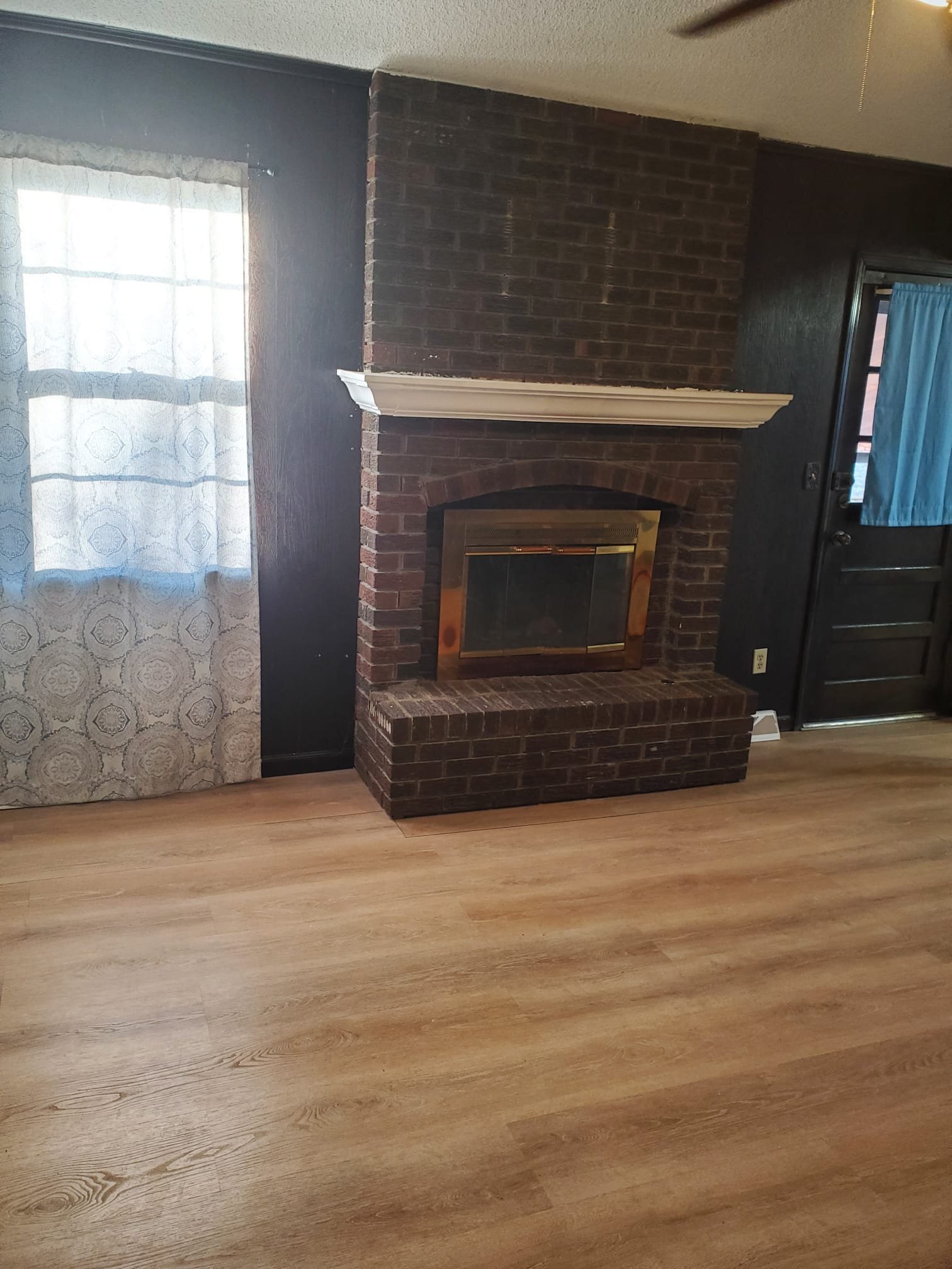 Building Photo - 4820 England St