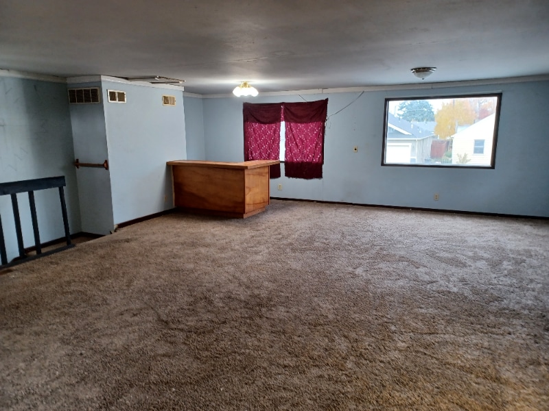 Building Photo - 3912 E Hartson Ave