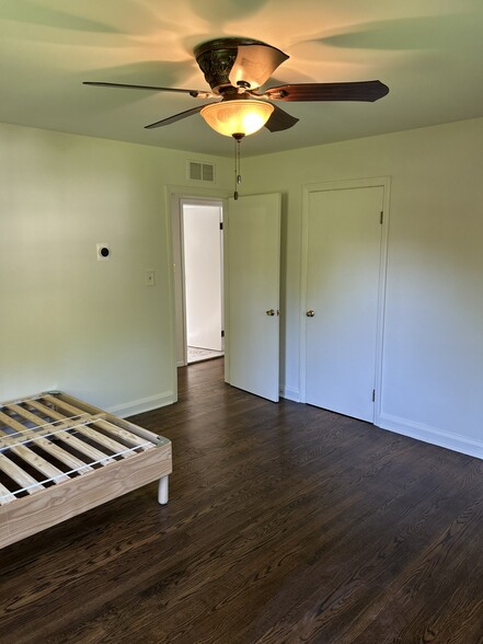 Bedroom 2 - 3992 College Ave