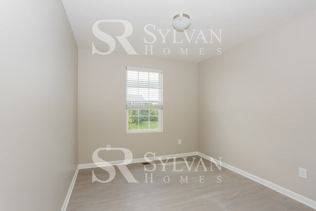 Building Photo - At Last, This Is What You Have Been Searching For!