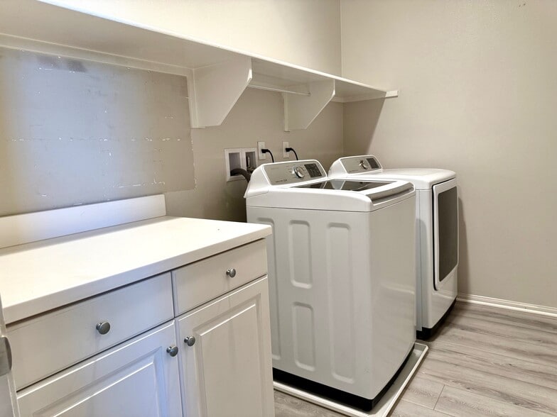 Building Photo - 2955 Villa Catalonia Cir