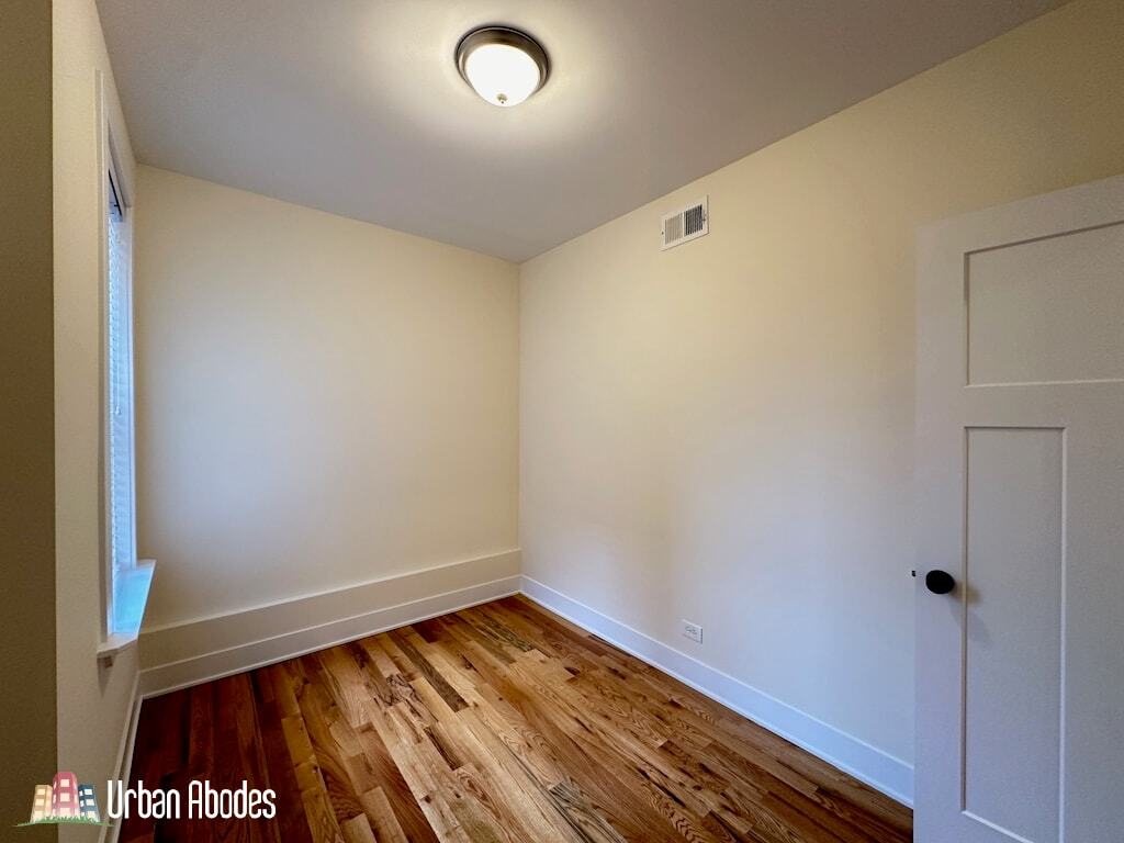 Building Photo - 342 Park Ave