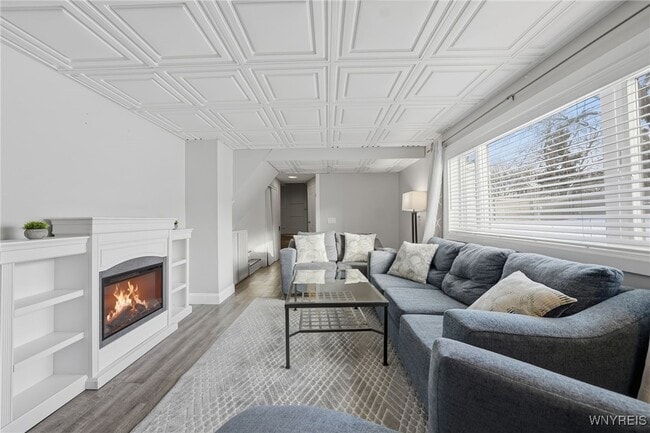 Building Photo - 151 Conant Dr