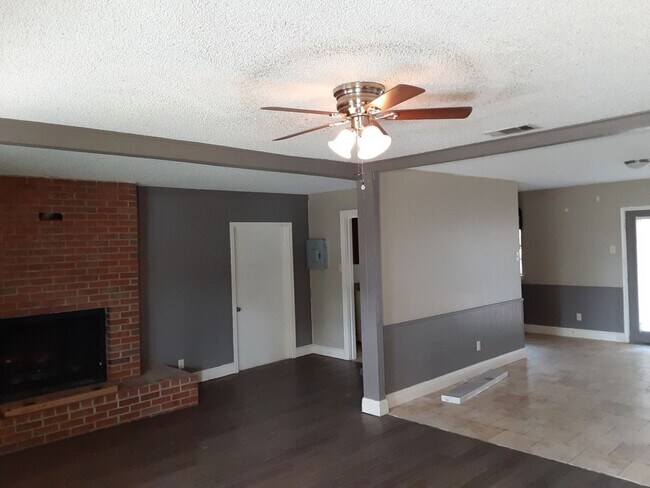Building Photo - The perfect location for your new home!