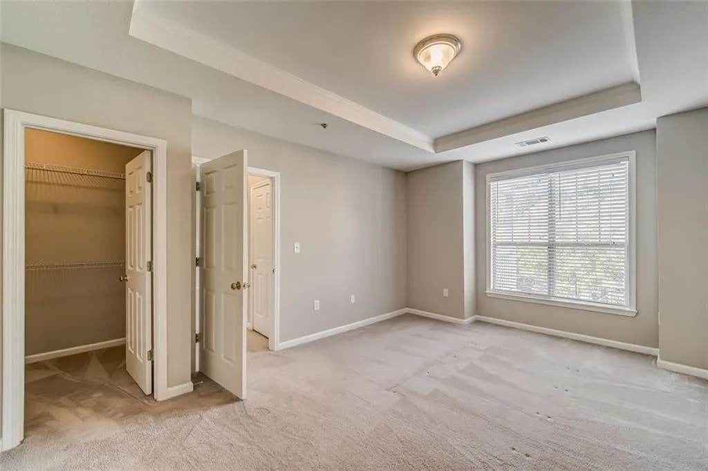 Master Bedroom - 534 Sandringham Dr