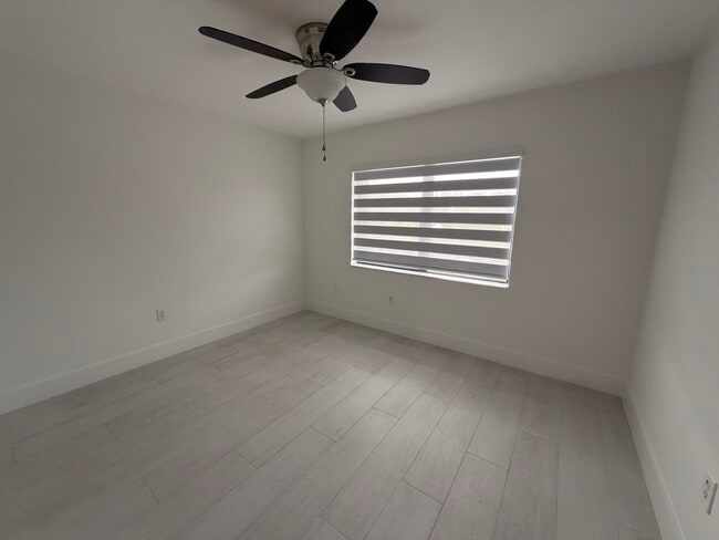 Building Photo - 9662 SW 148th Ave