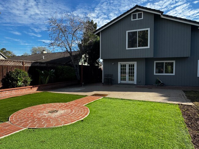 Building Photo - 4501 O’Neill Lane - Coastal comfort, sunny serenity, and the best of Soquel at your doorstep