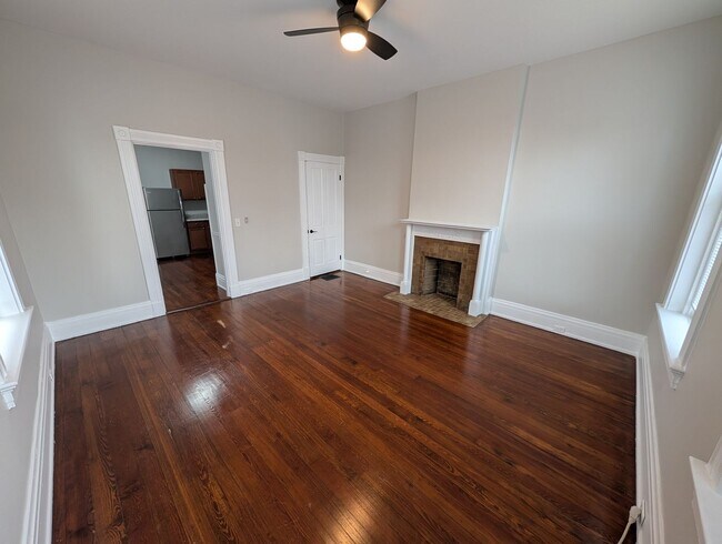 Building Photo - 225 Fosdick St