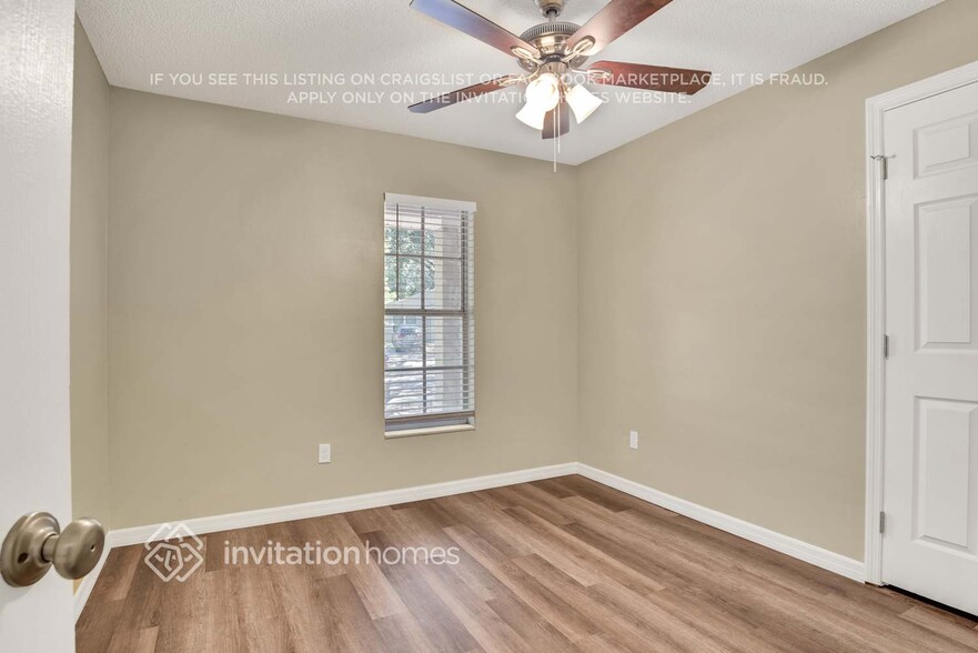 Building Photo - 320 Apopka Hills Cir