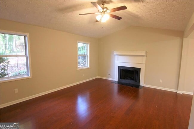 Building Photo - 2257 Turtle Club Dr NE