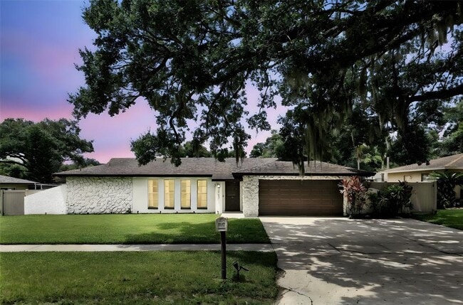 Primary Photo - 3903 Anderson Rd