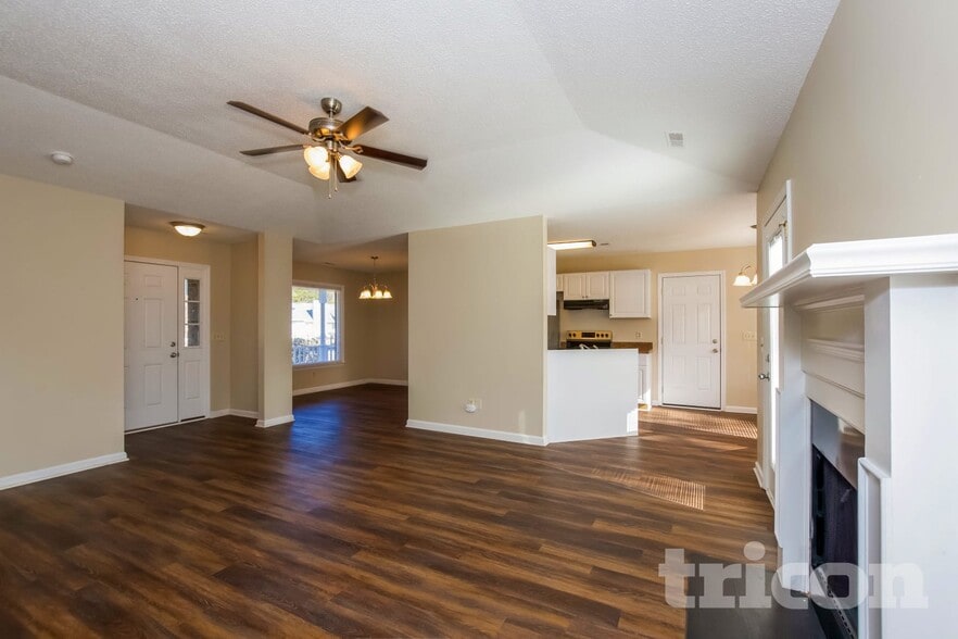 Building Photo - 5 Seton Hall Ct