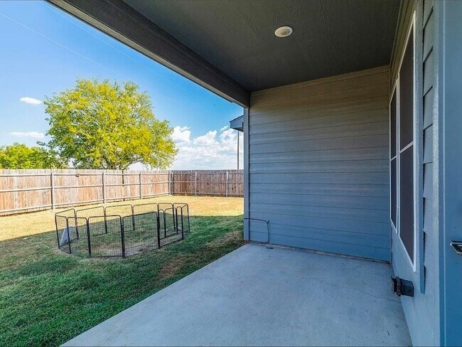 Building Photo - 126 Egret Cir