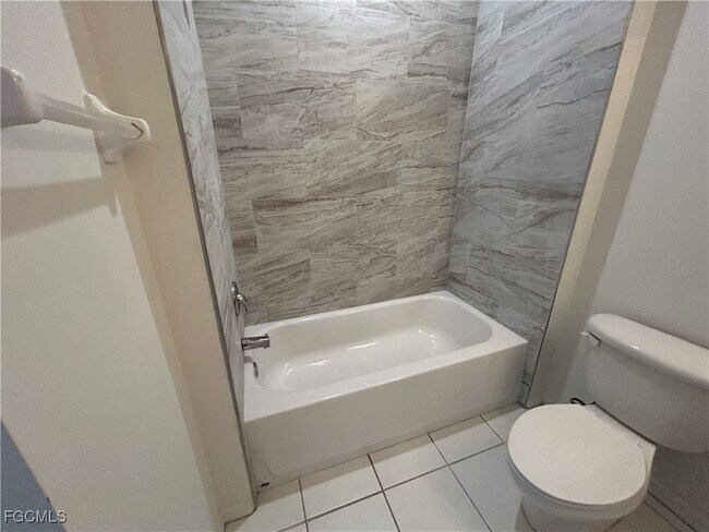 Building Photo - 4255 Liron Ave