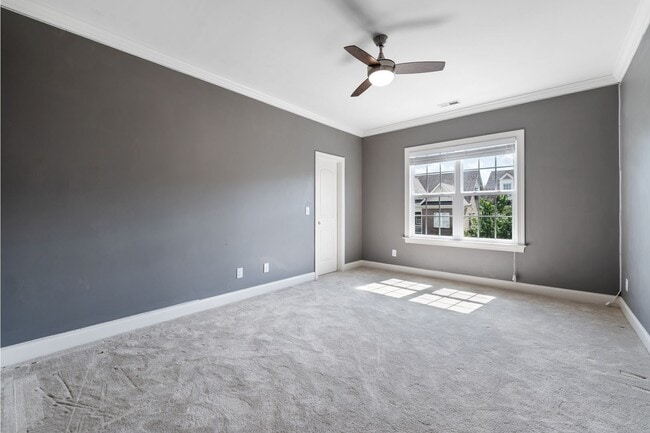 Building Photo - Available Early April! Gorgeous Updated 5-Bedroom, 5-Ba in the Desirable Amberly Community!