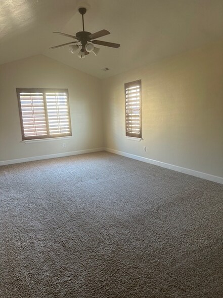 Building Photo - 645 Wyngate Pointe Ln