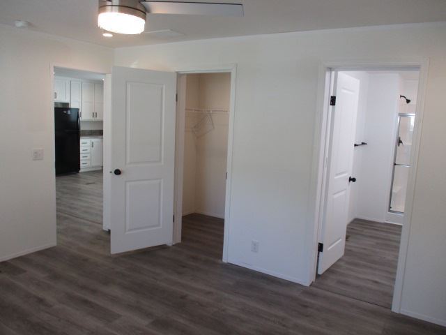 Building Photo - 12585 Gavotte Ave