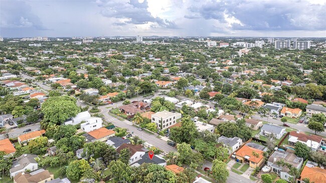 Building Photo - 1854 SW 17th St