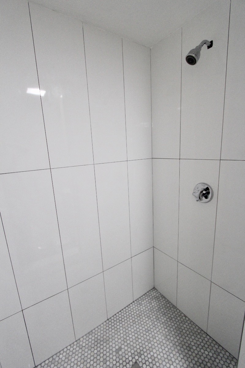 Building Photo - 94 E Cottage St