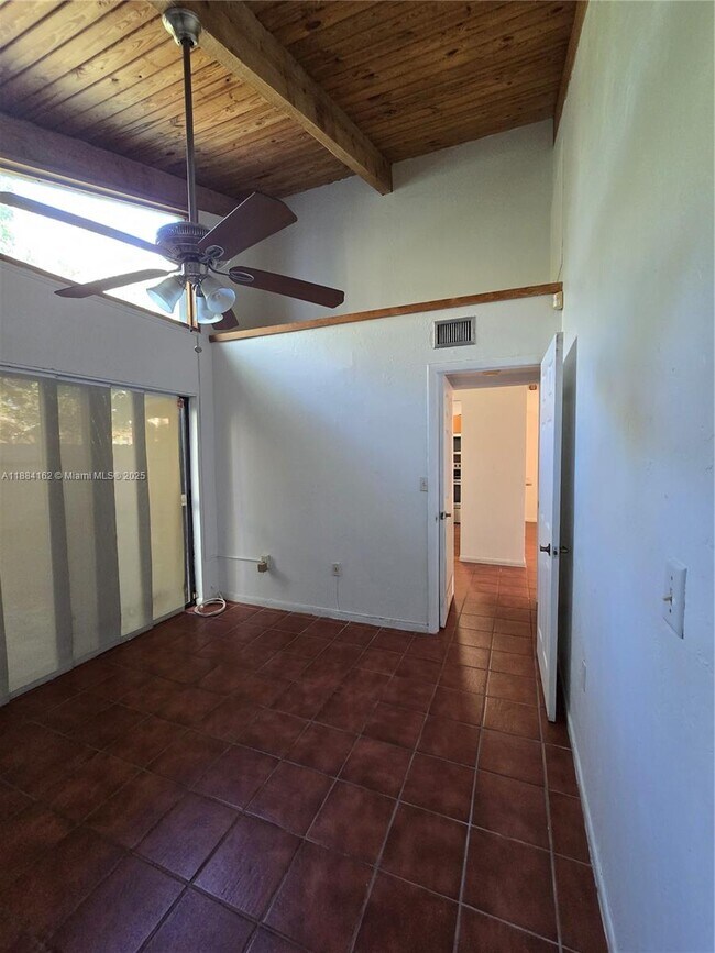Building Photo - 11205 SW 114th Ln Cir
