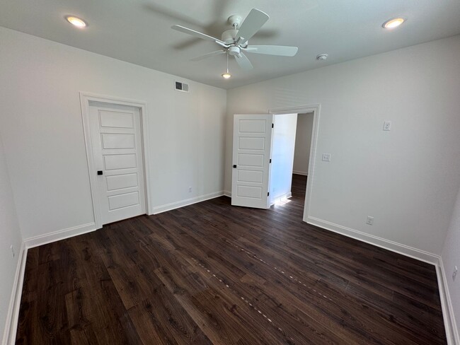 Building Photo - 3BD/3.5BA FOR RENT