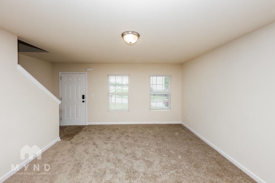 Building Photo - 206 Indian Lake Trail
