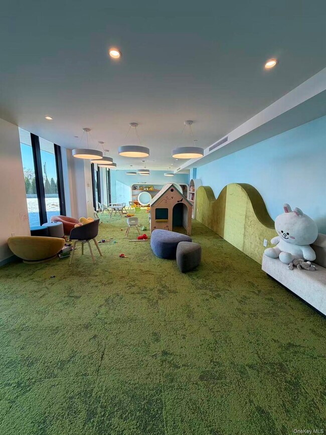 Building Photo - 131-02B 40th Rd