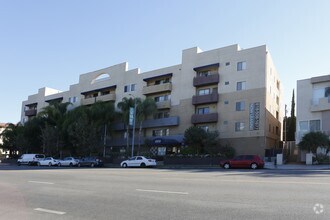 Building Photo - Vue at Laurel Canyon