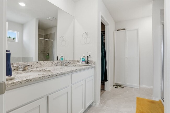 Building Photo - 2024 Copper Canyon Home | 3 Bed + Game Room | 2 Living Areas | 2,230 Sq Ft | Covered Patio | Comm...