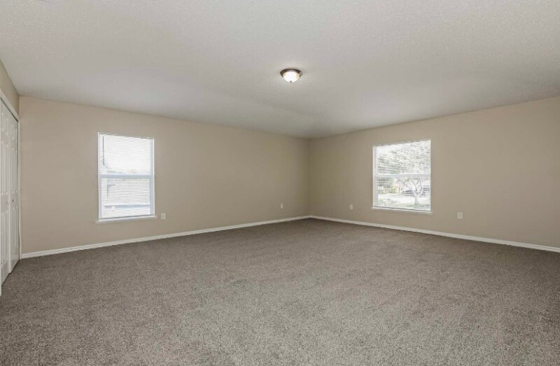 Building Photo - 6024 Kaley Dr
