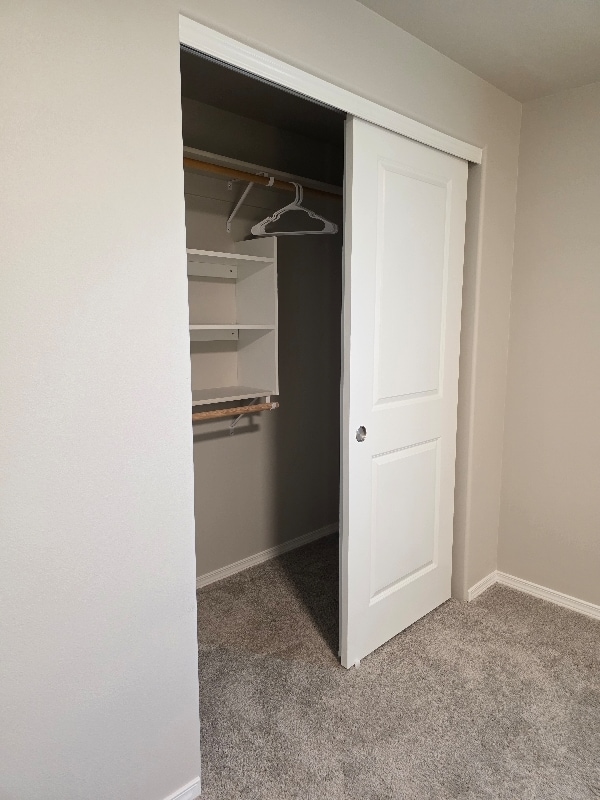 Building Photo - 600 Van Wy