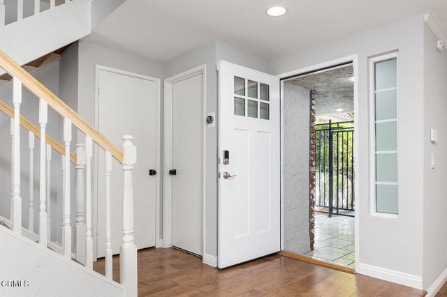 Building Photo - 781 Starlight Heights Dr