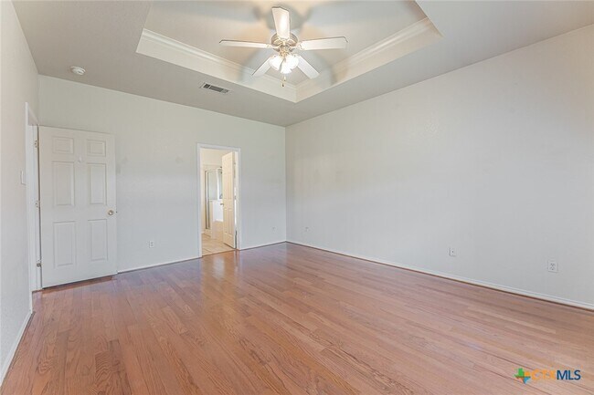 Building Photo - 514 Prospector Trl