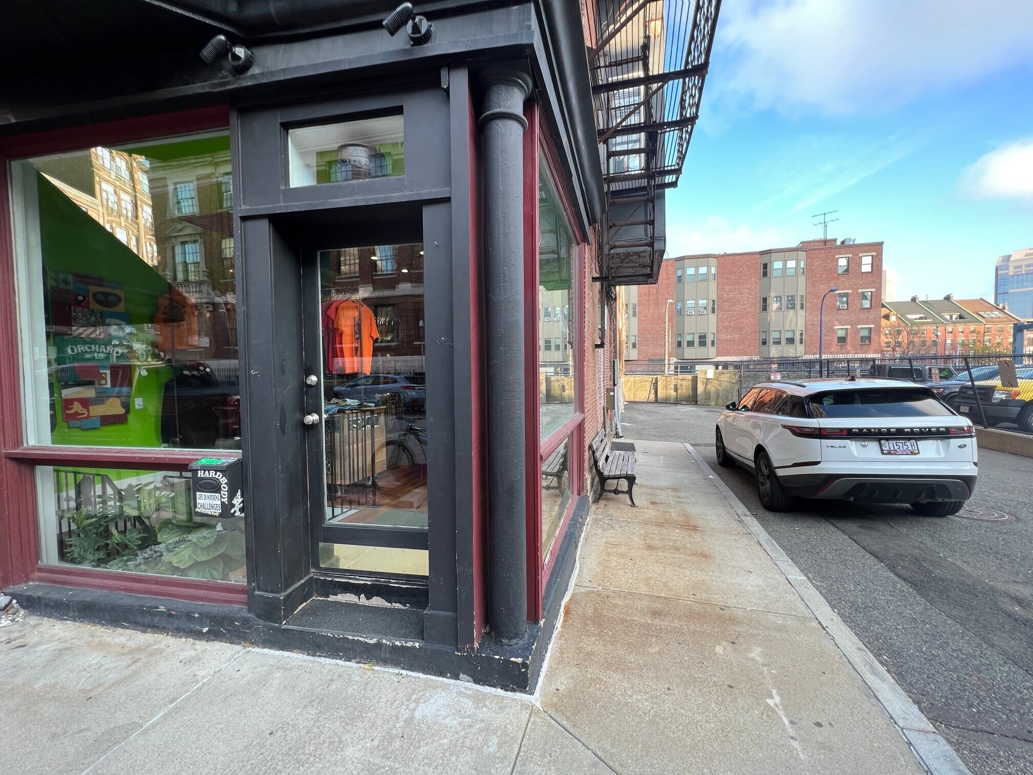 Building Photo - 148 N St