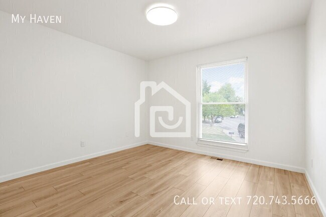 Building Photo - 16205 E Villanova Pl