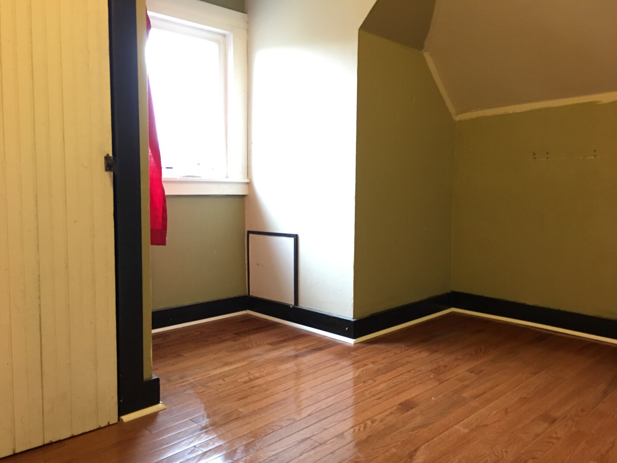 Building Photo - 165 Morewood Ave