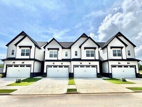 Building Photo - OPEN HOUSE! Saturday, August 2, 2025. Now ...