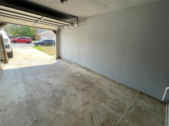 Building Photo - 8810 Springmail Cir