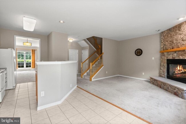 Building Photo - 102 Penns Manor Dr