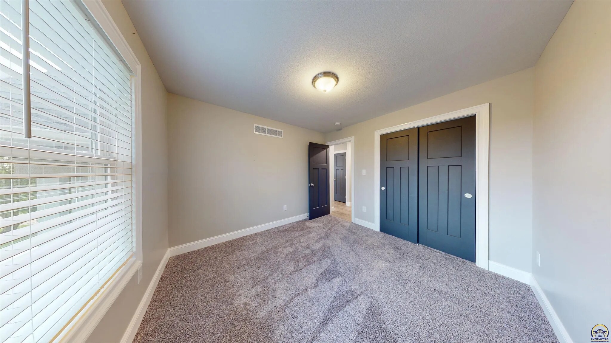 Building Photo - 3755 SW Summerfield Dr