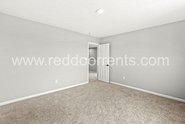 Building Photo - 5218 Triple Crown Wy