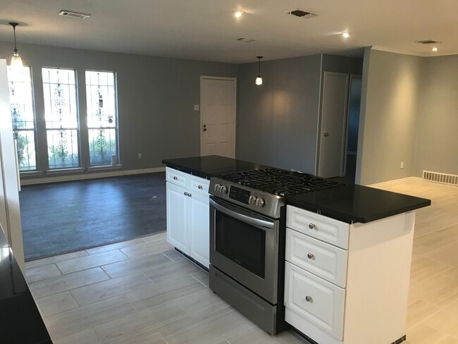 Kitchen - 3873 Rugged Cir