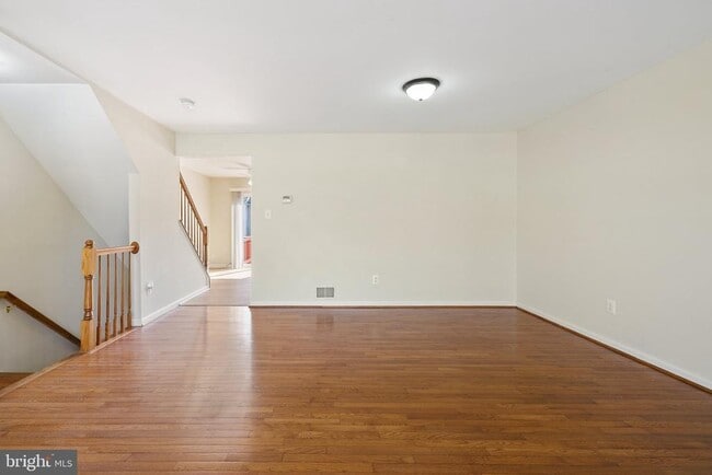 Building Photo - 8220 Ramseur Pl